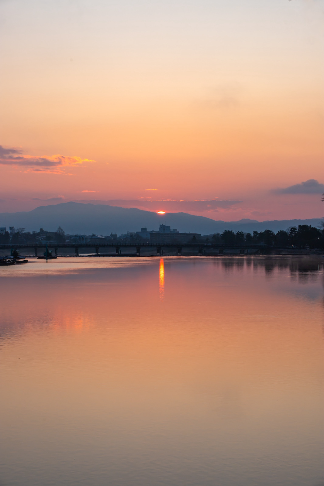 嵐山から見る日の出